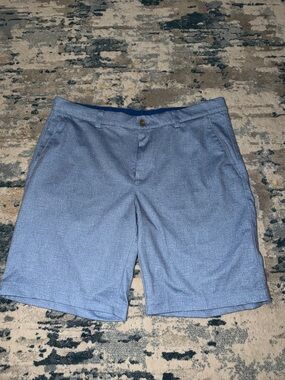Men's Light Chambray Flat-Front Shorts